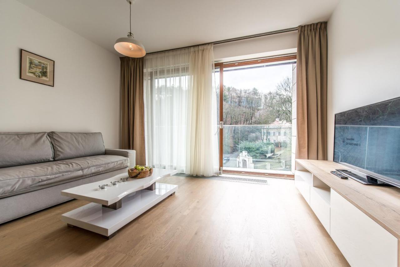 Mozart Central Apartments With Garage Prága Kültér fotó